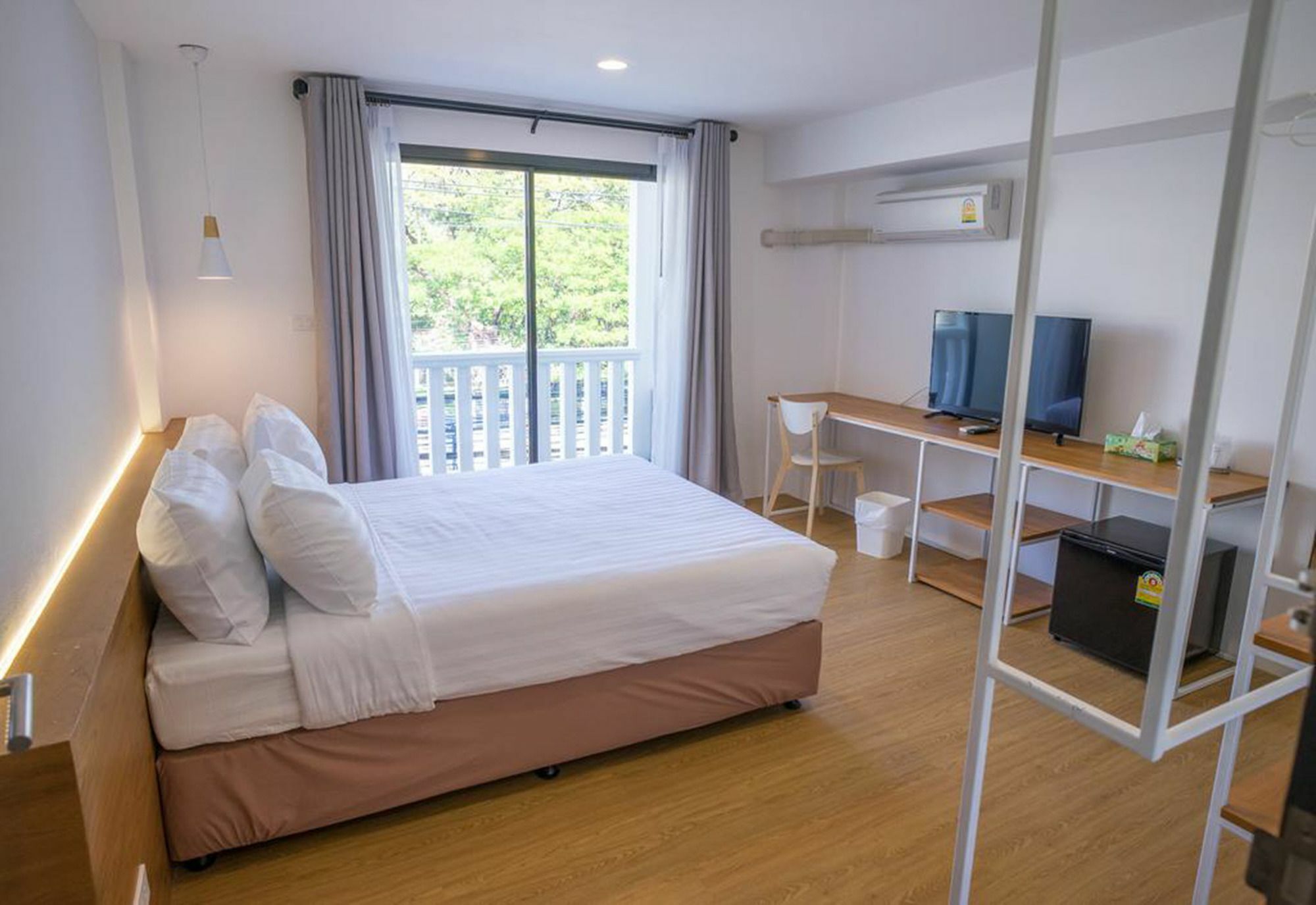 Hotel 7 Days Asleep Chiang Mai Zewnętrze zdjęcie